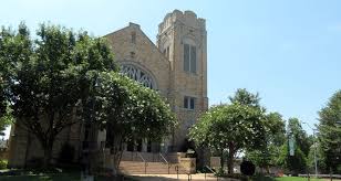 This 3 story brick building has original stained glass windows and seating for 800, with 255 of those seats being on the balcony level. More Old Church Buildings In Dallas Moved Or Relocated Travel Artsy