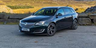 Interior space with 5 seats. Opel Insignia Interior Dimensions