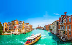 Como é de se esperar em uma cidade famosa por seus canais, a água é o principal meio de transporte em veneza. Sem Turistas Aguas Nos Canais De Veneza Estao Limpas Pela Primeira Vez Em Anos Voe Simples Passagens Aereas Promocionais