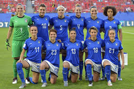 Le football d'italie dans toute sa puissance. Football Mondial Feminin Canicule Polemique Sur L Horaire Du Match Italie Pays Bas
