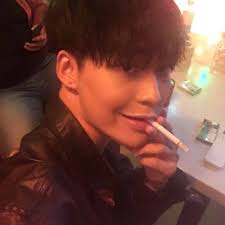 mightycrow บางทีไอจีก็แนะนำผู้ชายงานดีมาให้ดูเพลินๆตาเหมือนกันนะ 555+  #แอดหนึ่ง