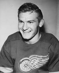 Wayne Lachance's Instagram, Twitter & Facebook