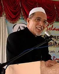 Contoh penulisan iktibar daripada peristiwa bersejarah. Mufti Gesa Bijak Pandai Ambil Iktibar Dari Bencana Banjir