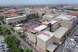 Ücreti ve bursluluk bilgileri ve indirimlerle ilgili detaylı bilgi i̇stanbul aydın üniversitesi resmi web sitesi www.aydin.edu.tr' de bulunmaktadır. Istanbul Aydin University Apply Now With Scholarship Fees