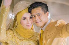 Berita gembira itu dimuatnaik menerusi sekeping gambar ultrasound di instagram. Izreen Azminda Selamat Lahirkan Anak