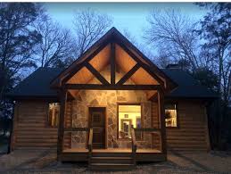 The breathtaking lake views await you at once you step out on to the back porch of the main cabin. 11 Luxury Cabins In Texas Hot Tubs Hill Country Views 2021 Updated
