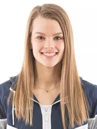 Elisa Stewart's Instagram, Twitter & Facebook