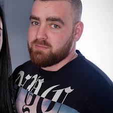 Married dad spends £6k