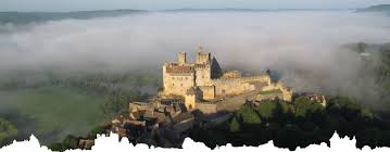 Château de beynac est un château fascinant à visiter et explorer. Chateau De Beynac Montgolfiere Chateaux