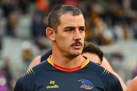 The two big Melbourne clubs who would be 'mad' not to go after Taylor Walker !