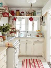Cute White And Red Kitchen Cottage Kitchens Cottage Style Interiors Kitchen Decor