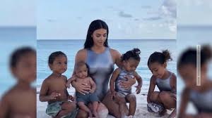 For more details on what exactly is going on, keep reading! Echt Jetzt Kanye West Und Irina Shayk Sollen Sich Daten