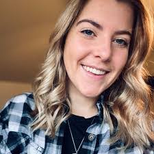 Emily Fix's Instagram, Twitter & Facebook