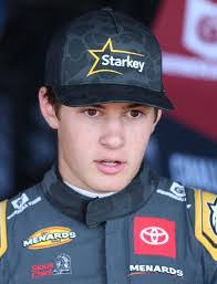 Kevin Eagle's Instagram, Twitter & Facebook