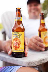 Pin By Hana Bassett On Muskoka Food Drink Brewery Muskoka Beer Design
