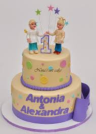 Si pentru ca e a ta este cea mai frumoasa zi a anului. Nina S Art Cake