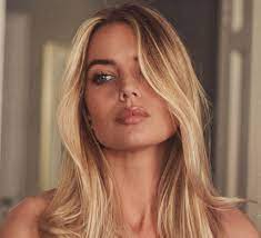 Annie Ericson In 2020 Hair Beauty Long Hair Styles Hair Styles