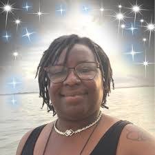 Rosalyn Burch's Instagram, Twitter & Facebook