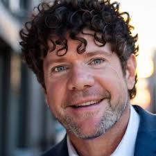 Andrew Krupp's Instagram, Twitter & Facebook