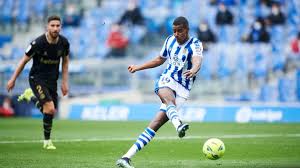 Alexander isak (born 21 september 1999) is a swedish professional footballer who plays as a forward for la liga. Alexander Isak Fehlt Noch Ein Tor Zum Vereinsrekord Bei Real Sociedad
