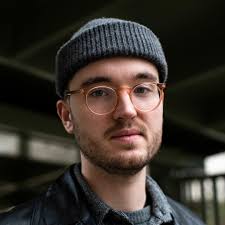 Stream Tim Courtyn music