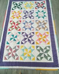 Halfsquare Blanket Kareacma Teknigi Ile Yorgan Modeli Quilt Blocks Quilt Patterns Quilting Crafts Scrap Quilts