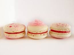 Turkish Delight Macarons With Pashmak Persian Fairy Floss Persian Desserts Middle Eastern Desserts Macarons