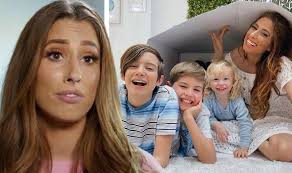 1,574,599 likes · 25,964 talking about this. Stacey Solomon Leaves Fans Bewildered As She Can T Let Go Of Her Sons Foreskins Celebrity News Showbiz Tv Express Co Uk