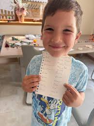 Scavenger hunt and bird feeders complete! Although they apparently found  each other for J and W🤪 Louie had to join in too! 1 challenge to go!