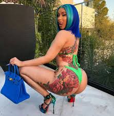 Cardi B nua - Nudes da cantora gostosa no onlyfans