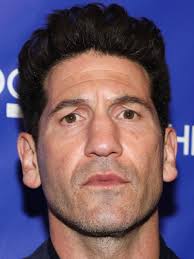 Watching chain reaction and Fred Ward is looking like he could be jon  bernthals dad.