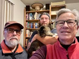 NOT-SO-YOUNG-PARENT WITH NOT-KID-NEMORE-CHILD