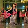 Salah satu tarian tradisional dari aceh adalah tari seudati. 1