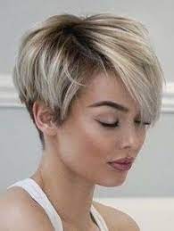 Epingle Par Poph Koliabasilh Sur My Style Cheveux Courts Coupe De Cheveux Courte Coupe De Cheveux
