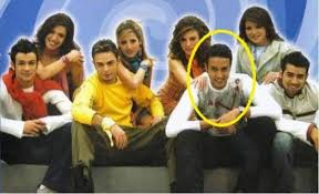 يذكر أن محكمة بحرينية قد أصدرت حكما بحبس منى السابر والدة الفنانة البحرينية، حلا الترك، سنة مع النفاذ بسبب. ØµÙˆØ±Ø© Ù‡Ù„ ØªØ°ÙƒØ±ÙˆÙ† Ù…Ø­Ù…Ø¯ Ø®Ù„Ø§ÙˆÙŠ Ù†Ø¬Ù… Ø³ØªØ§Ø± Ø£ÙƒØ§Ø¯ÙŠÙ…ÙŠ Ø§Ù„Ù…ÙˆØ³Ù… Ø§Ù„Ø£ÙˆÙ„ Ø§Ù„Ù…Ø¯ÙŠÙ†Ø© Ù†ÙŠÙˆØ²