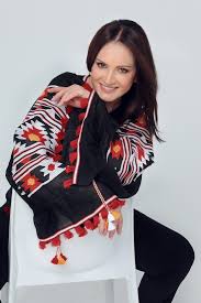 Sofia rotaru), is a former soviet and ukrainian pop singer of romanian origin. Sofiya Rotaru Vdohnovenie Ukrainskie Dizajnery O Tom Kak Pevica Na Nih Povliyala Buro