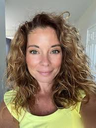 Bronzer, butterscotch, and blondie eye look with sandstone cheeks