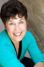 Beverly Grey's Instagram, Twitter & Facebook