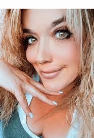 Tameika Covington's Instagram, Twitter & Facebook