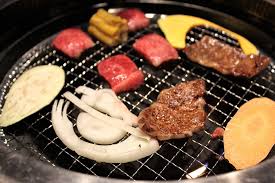 Kobe beef (神戸ビーフ, kōbe bīfu) is wagyu beef from the tajima strain of japanese black cattle, raised in japan's hyōgo prefecture according to rules set out by the kobe beef marketing and. 6 Places To Find Affordable Kobe Beef In Kobe Japan