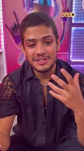 Gabriel Santana: Cropped ou Papa-Mosca?