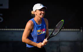 In intreaga cariera, halep are peste 7 milioane de euro acumulate exclusiv din tenis. CaÈ›i Bani A CaÈ™tigat Simona Halep Pentru Calificarea In Turul 3 La Wta Roma Premiile Au ScÄƒzut Dramatic Din Cauza Pandemiei Impact