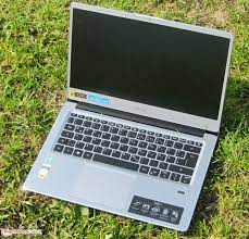 The device is powered by a pentium gold 4417u processor. Acer Swift 3 Sf314 54 Laptop Review An All Rounder At A Great Price Notebookcheck Net Reviews