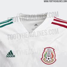 El escudo de la federación mexicana de fútbol ( fmf) se utilizó por primera vez en la edición décimo tercera de la copa mundial de fútbol de 1986. Asi Seria La Playera De Visitante De La Seleccion Mexicana Para 2020 Marca Claro Mexico