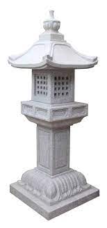 This Japanese Stone Lantern Hand Carved From A Natural Granite Stone Will Add A Traditional Ja Japanese Stone Lanterns Stone Lantern Japanese Garden Lighting