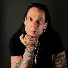 Amazon.de: Ethan Cross: books, biography, latest update