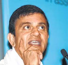 Fashion guru's son held for assaulting cops