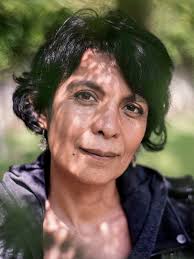 En la última década del siglo xix, rubén darío dio a hispanoamérica la independencia literaria al inaugurar la primera corriente poética autóctona, el modernismo. Kenya Marquez Su Biografia Sensacine Com Mx