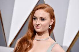Game of Thrones star Sophie Turner on difficulty of growing up on screen |  The Independent | The Independent