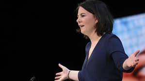 Xaver jung (born march 23, 1963) is a german politician of the christian democratic union (cdu) and former member of the german bundestag. Annalena Baerbock Die Kanzlerin Der Medien Finance Business